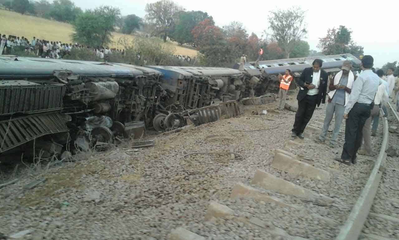 6 Wagons Of Goods Train Derail In Rohtak