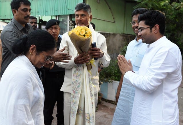 Naidu Meets Mamata