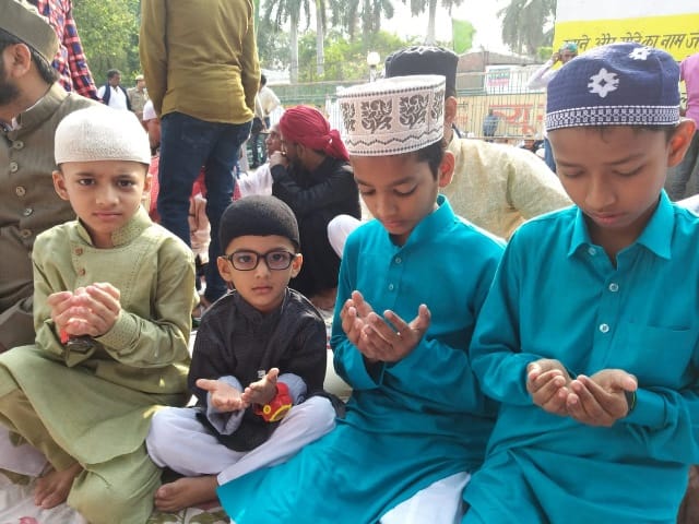 Muslim Children Offer Namaz