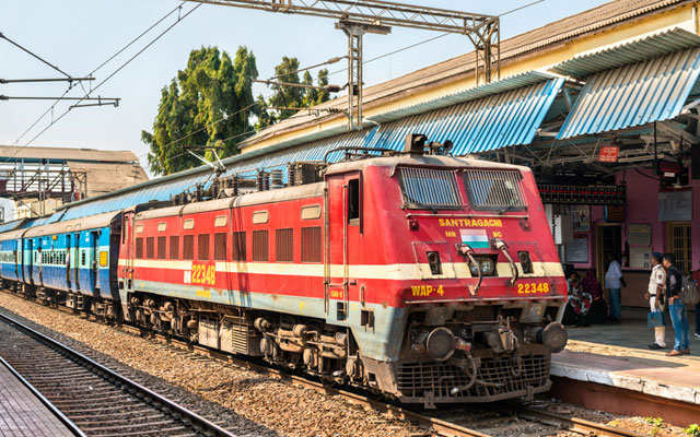 Central Railway Achieves 100% Electrification Of Entire Broad Gauge Network