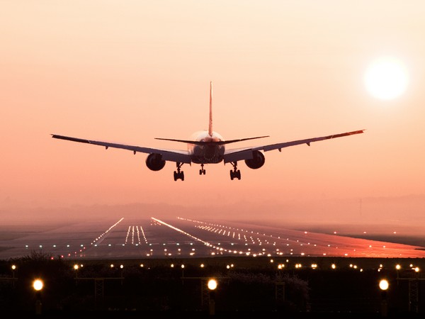 The A-340 aircraft 303 Indian passengers France