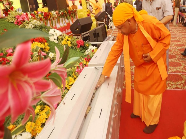 Yogi about Sikh Guru sacrifices
