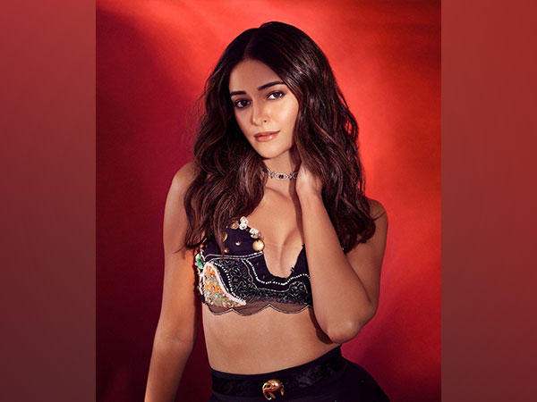 Ananya Panday Raises Temperature In A Black Outfit | Lokmarg