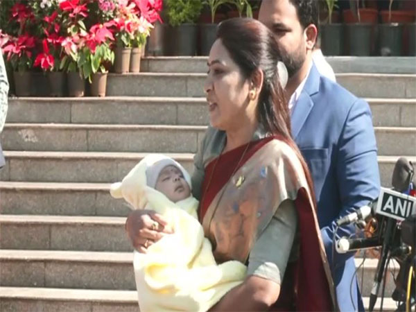 I Am Mother, People's Rep: NCP Leader Attends Winter Session With Infant | Lokmarg