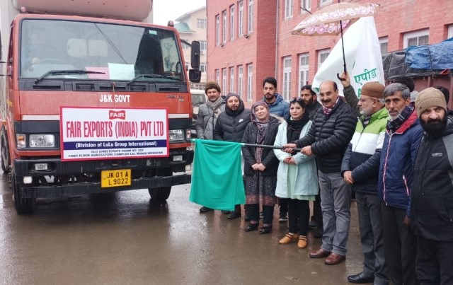 The Department of Agriculture Kashmir in collaboration with an international marketing group (Lulu) has sent this year's second consignment of Kashmir-specific vegetables to UAE