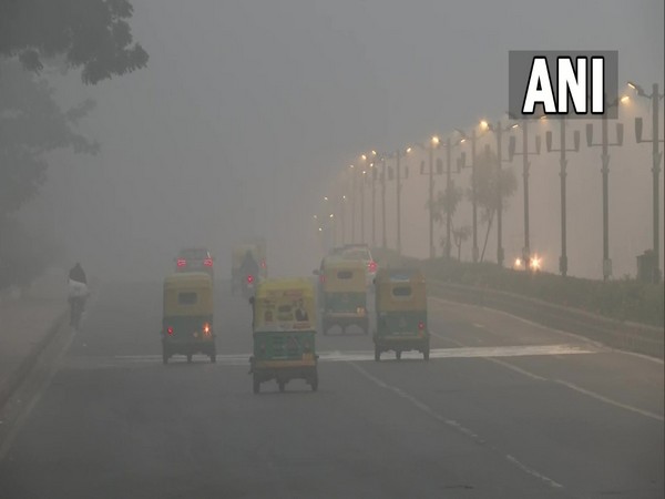 Delhi Air Quality Remains In 'Severe' Category | Lokmarg