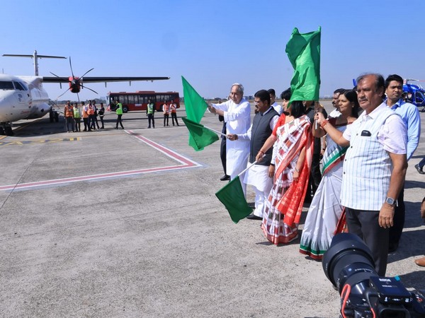Bhubaneswar, Rourkela Flight Begins, Patnaik Thanks Modi, Aviation Minister | Lokmarg