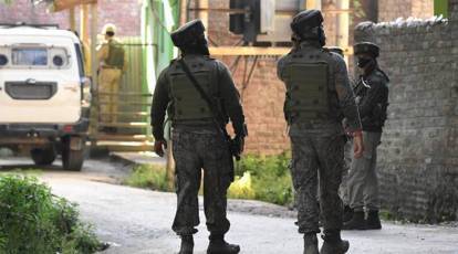 Terrorists Kill Kashmiri Pandit Guard In Pulwama