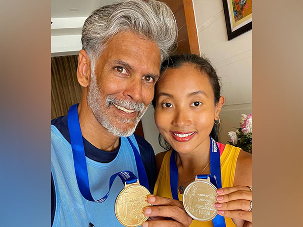 Milind, Ankita Celebrate 9th Anniv With Double Medals