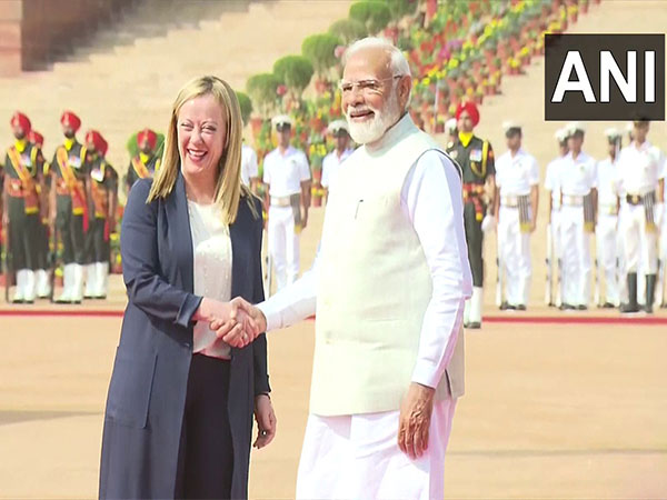 Modi Welcomes Italian PM Meloni To India