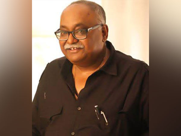 Pradeep Sarkar Passes Away; B'wood Pay Last Respects