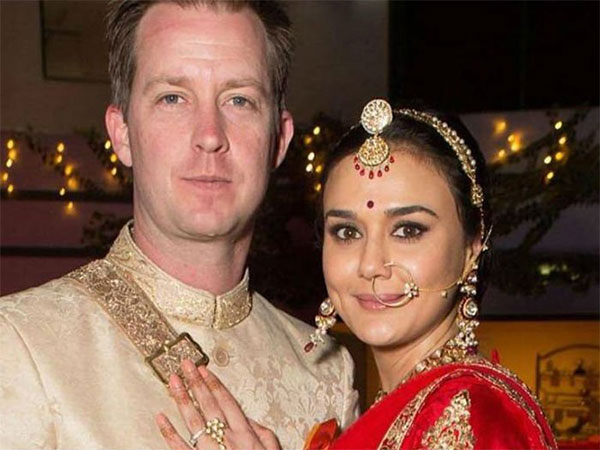 Adorable Wedding Anniv Post Of Preity-Gene