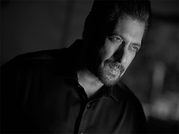 Salman Looks Dapper In His New Black & White Photograph