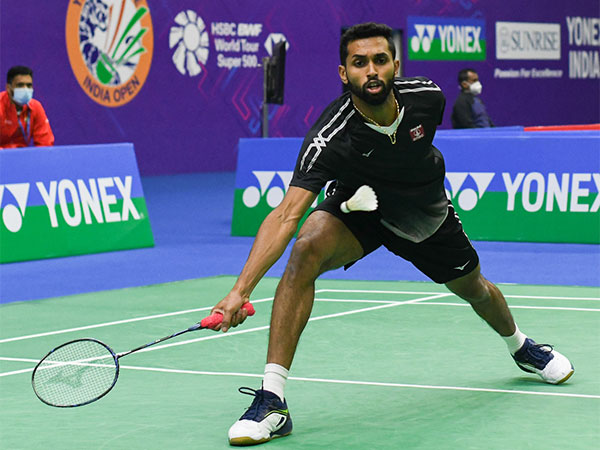 shuttlers PV Sindhu and Prannoy