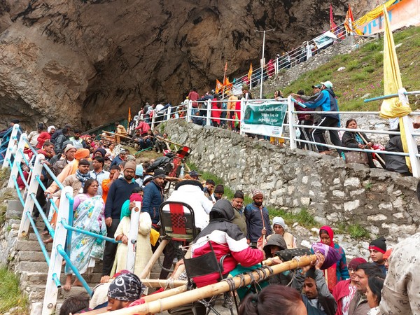 Shri Amarnath from Jammu to Srinagar highway