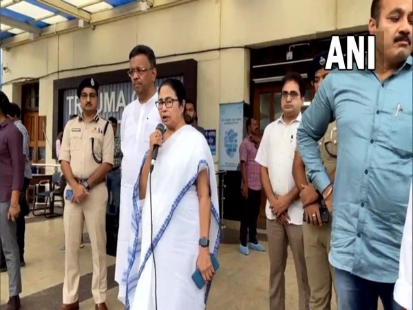 Mamata visits to panchayat polls violence