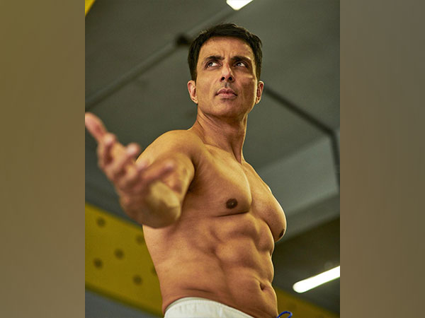 Sonu Sood chiselled Abs