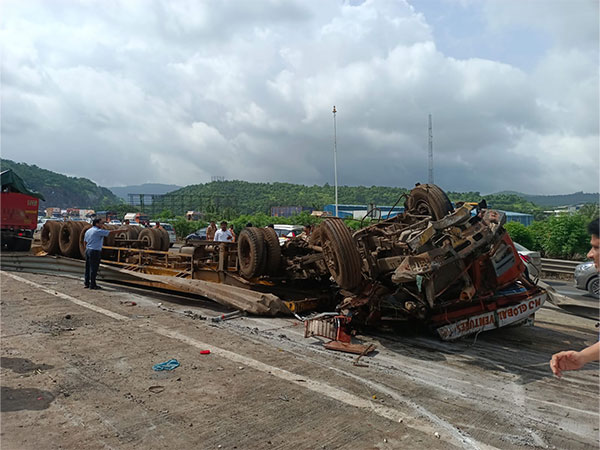 Mumbai-Pune Expressway