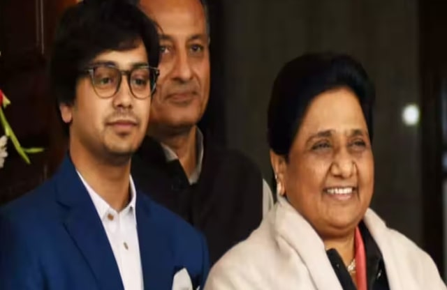 Mayawati Declares Nephew As Successor
