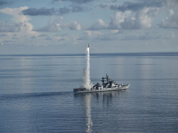 BrahMos supersonic cruise missiles to the Philippines