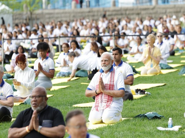 Modi Srinagar International Day of Yoga