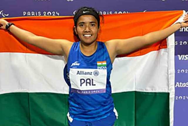 Preeti Pal Bronze in 100mt