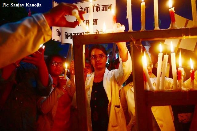 UP Doctors Express Anguish Over Kolkata Rape