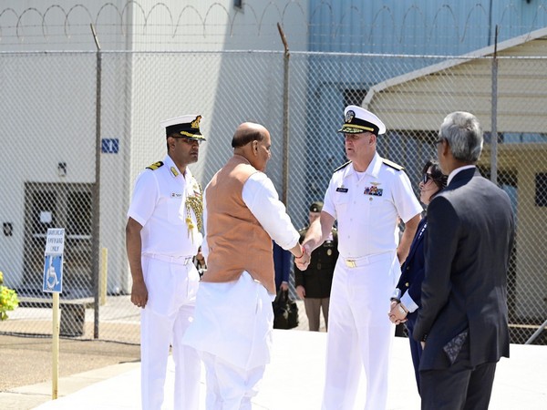 Defence Minister Rajnath Singh visited the Naval Surface Warfare Centre at Carderock