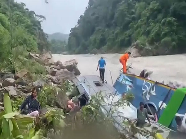 Nepal Indian Bus