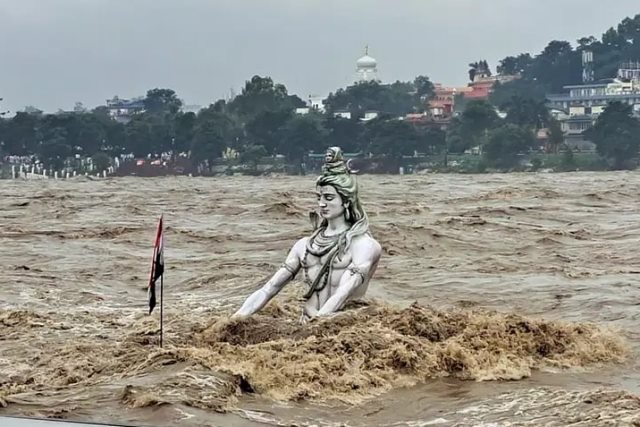 Ganga Above Danger Mark in Haridwar